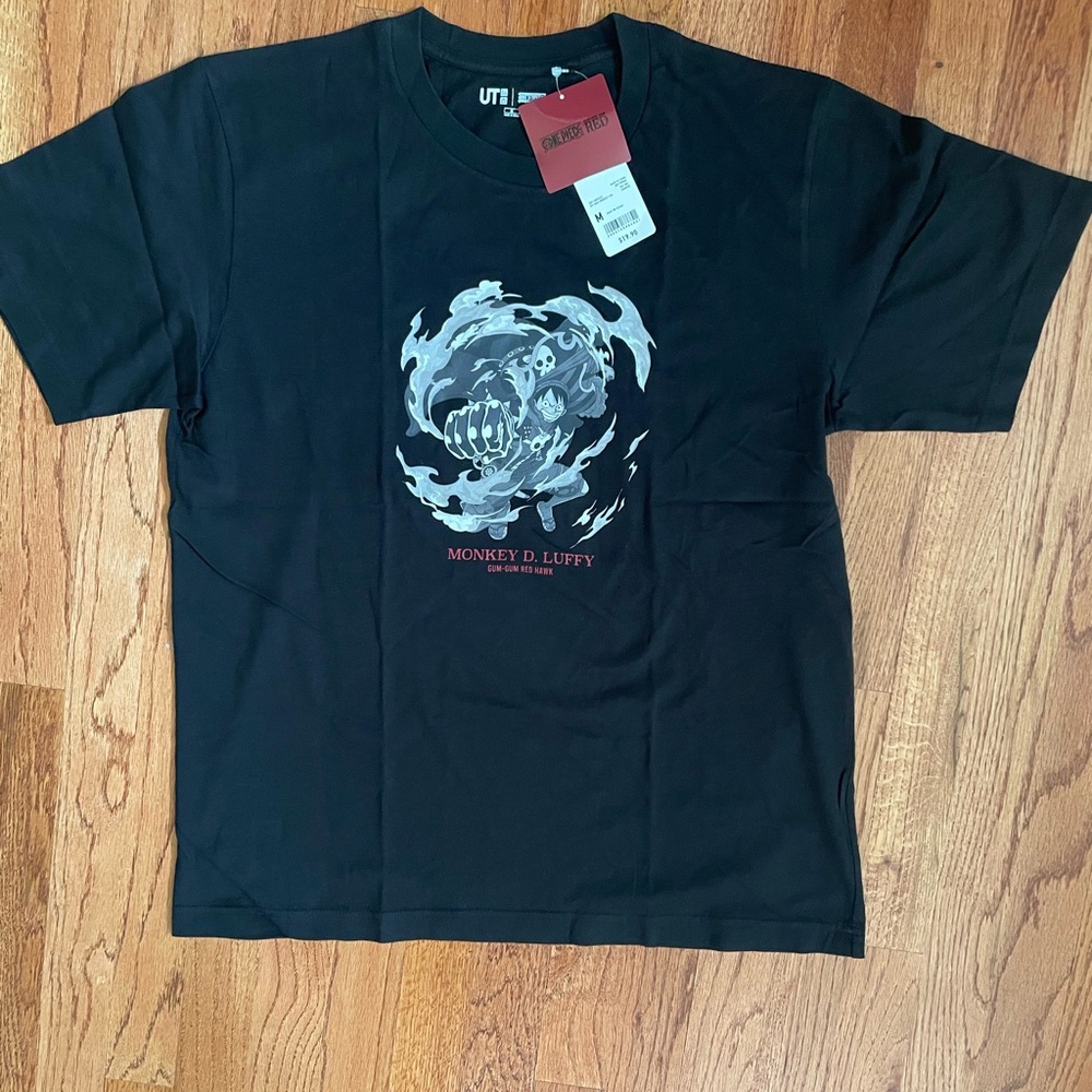 NWT RARE One Piece Film Monkey Luffy Uniqlo Anime T Shirt. Black. Size Medium - Picture 6 of 11